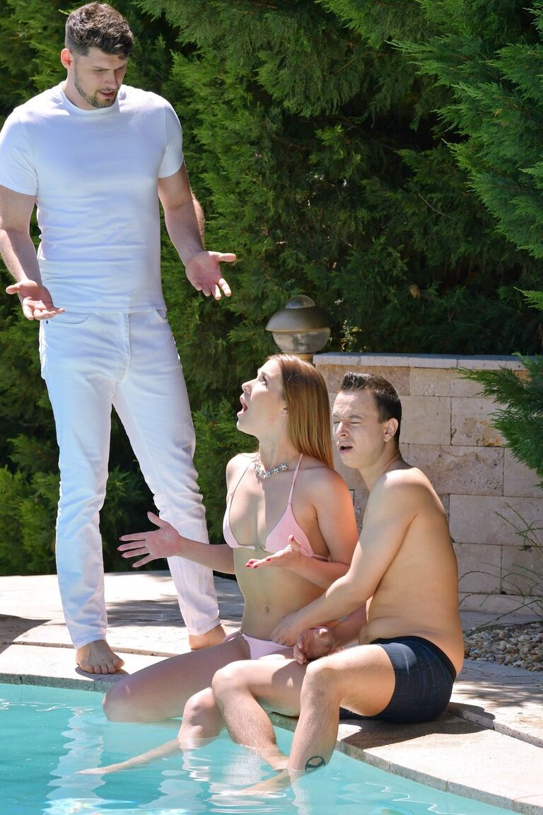 21P Monde du porno Alexis Crystal