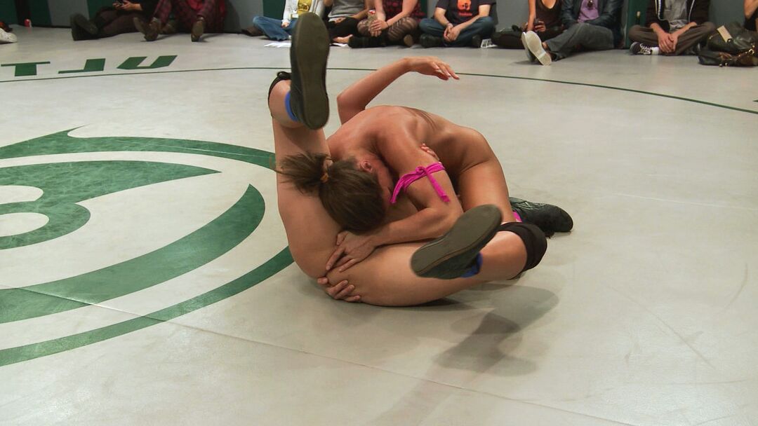 21P Ultimate Surrender Ariel X, Bella Rossi, Bryn Blayne, Penny Barber