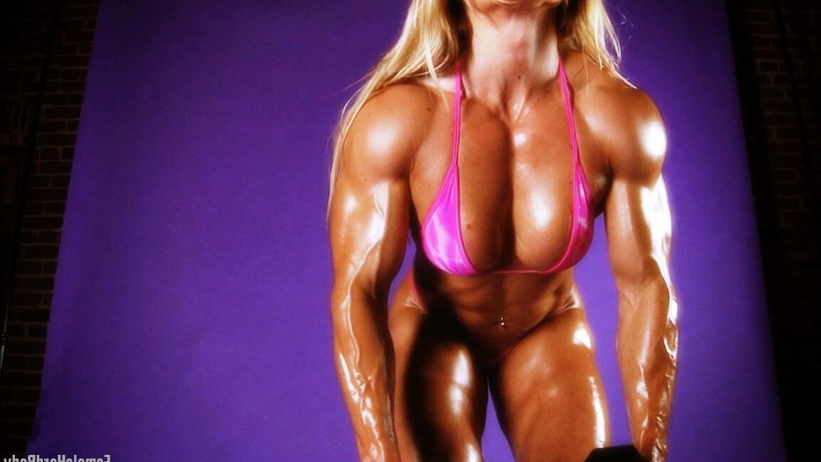 15P Femme Corps Dur Brigita Brezovac Bodybuilder Bikini Huilé