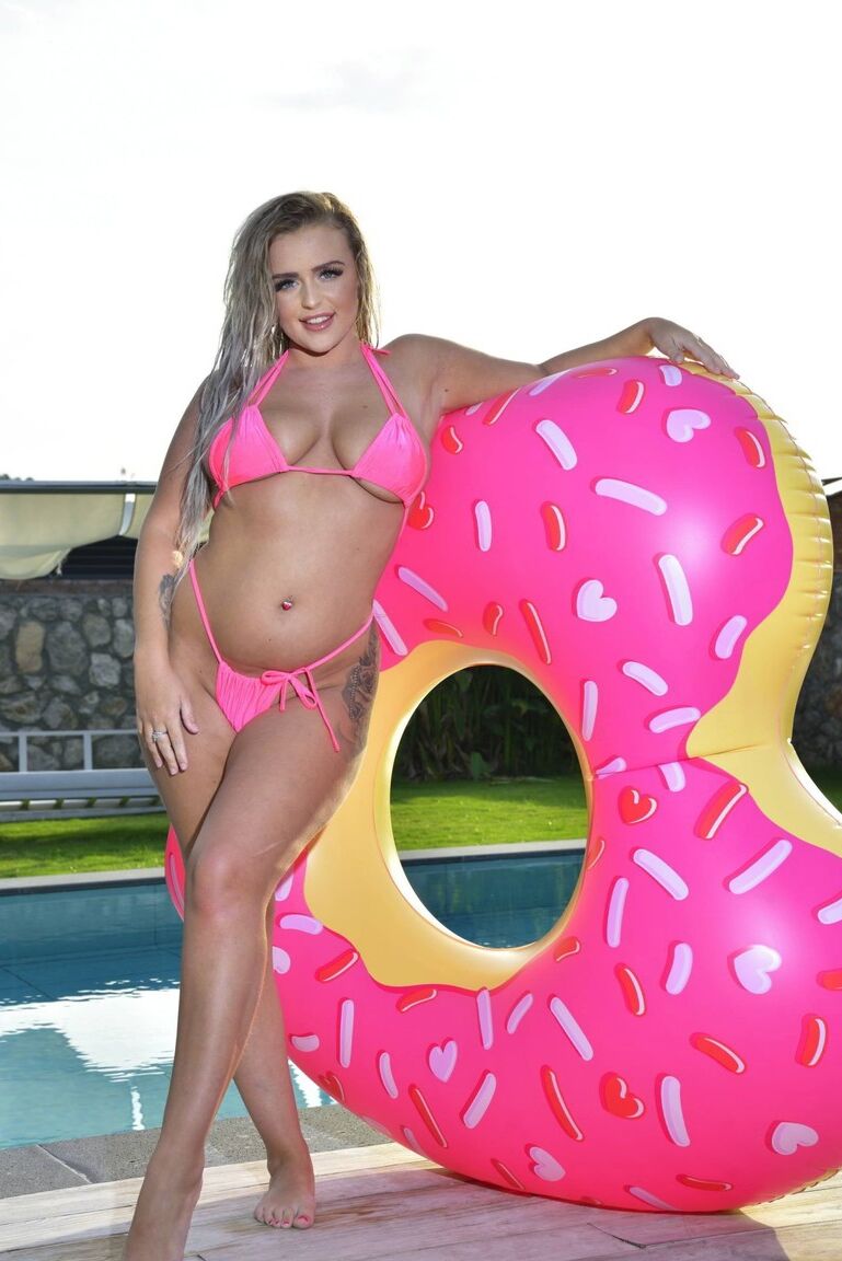 12P Be honest Who doesn't love a naked Page 3 Girl by the pool at sunset with a