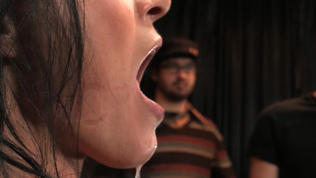 21P Public Disgrace India Summer, James Deen