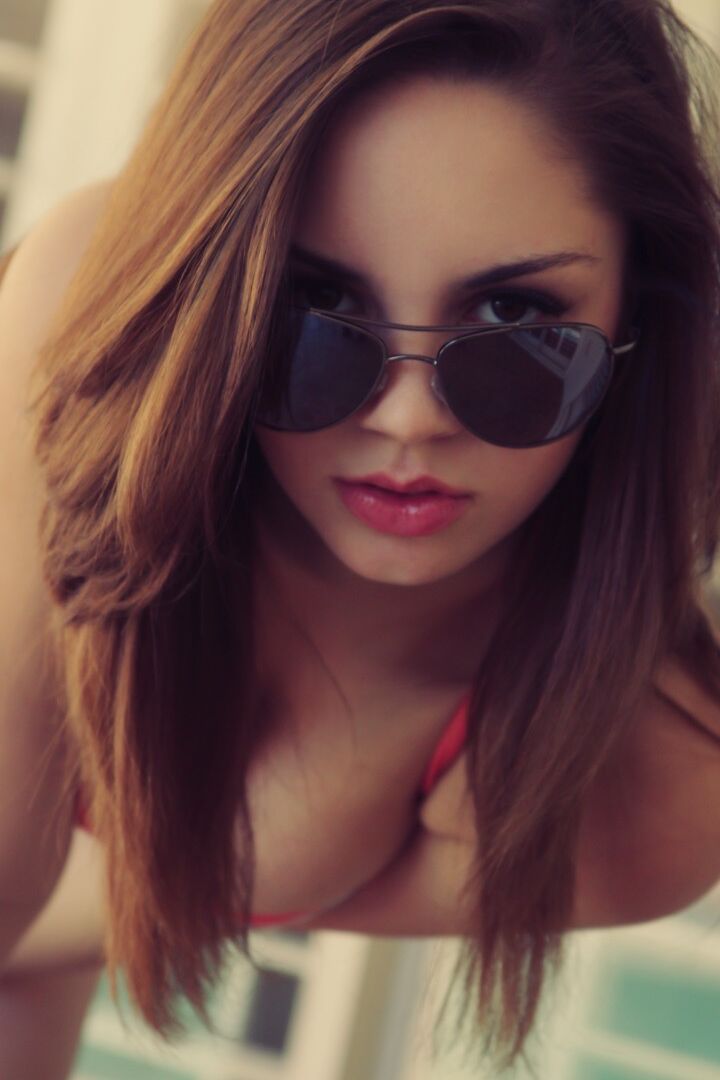 15P Modelo Teeny Bikini Aspen deste ano em tons
