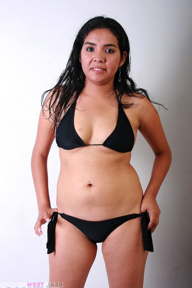 15P Lorena from Venezuela is one of the first models we ever worked in this site