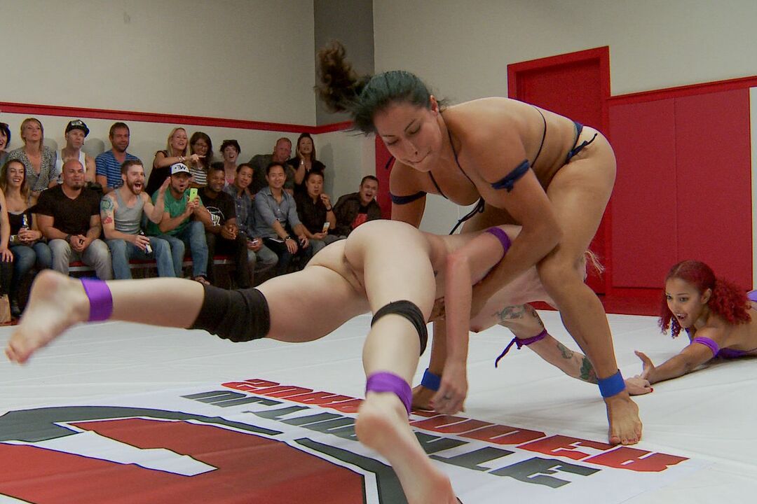 21P Ultimate Surrender Cheyenne Jewel, Daisy Ducati, Ella Nova, Izamar Gutiérrez, Jeze Belle