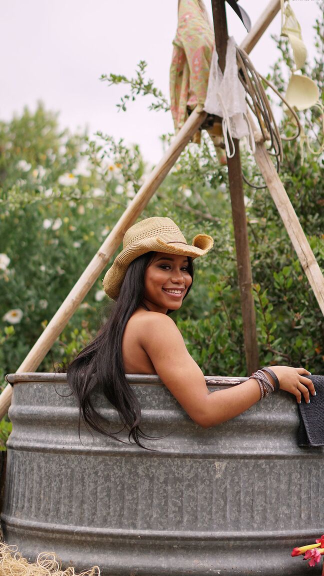 17P Ebony cowgirl Jenna J Foxx with juicy tits is tempted by married man