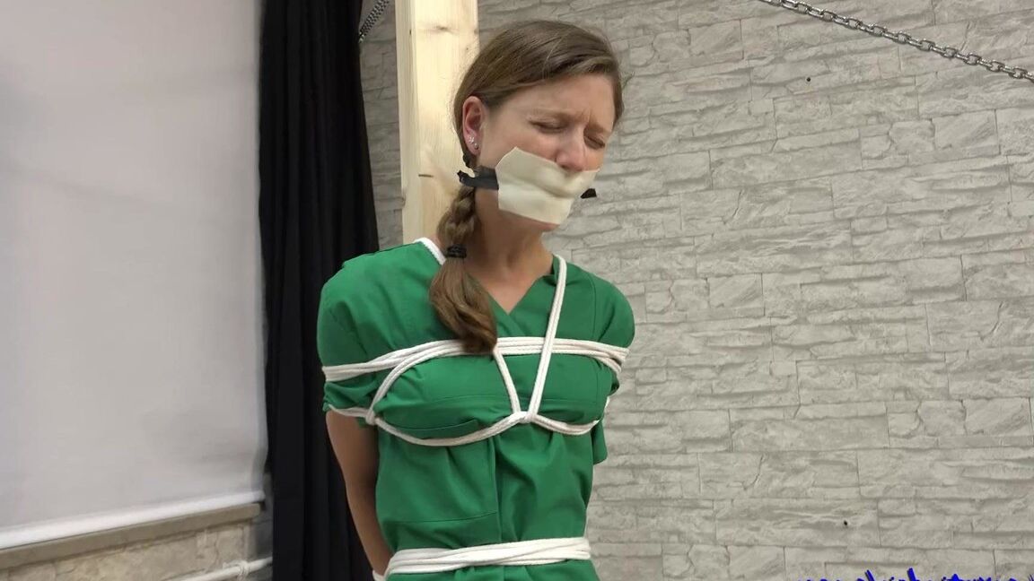 16P Sexy Tied Girls Cirurgia enfermeira indefesa