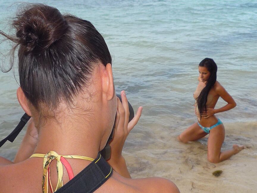 16P Glamour models take off their bikinis to model in the nude on a tropical beach