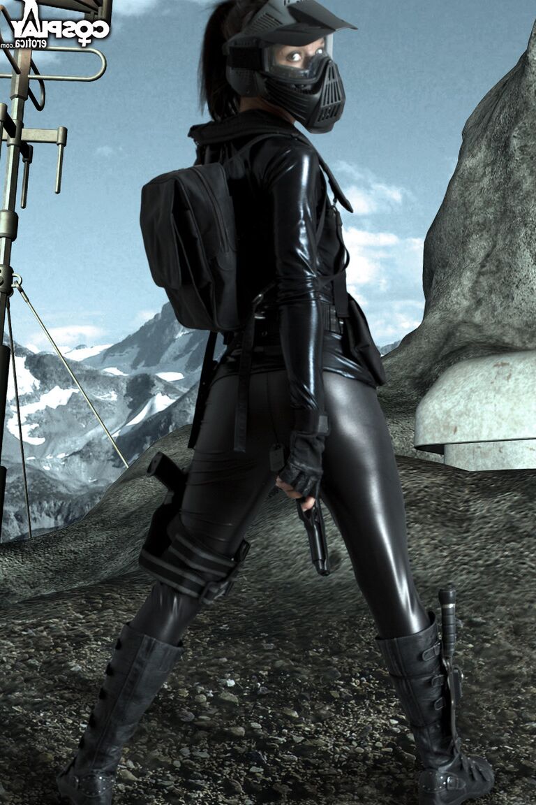 12P Cosplay Erotica Melane L'Infiltrateur cosplay nu