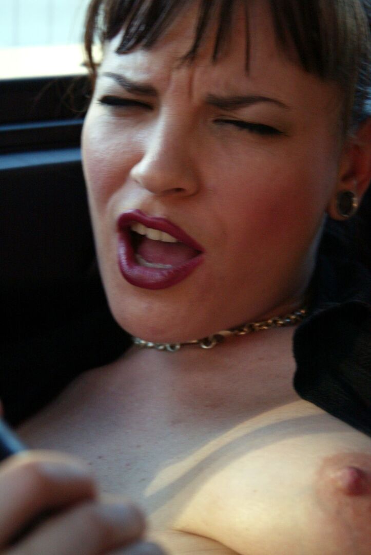 21P Máquinas de follar Dana DeArmond, Lindsey Grant
