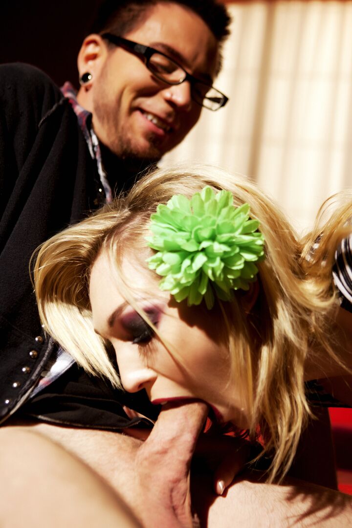 17P Lily LaBeau & Dane Cross in So Dark It&39s Beautiful