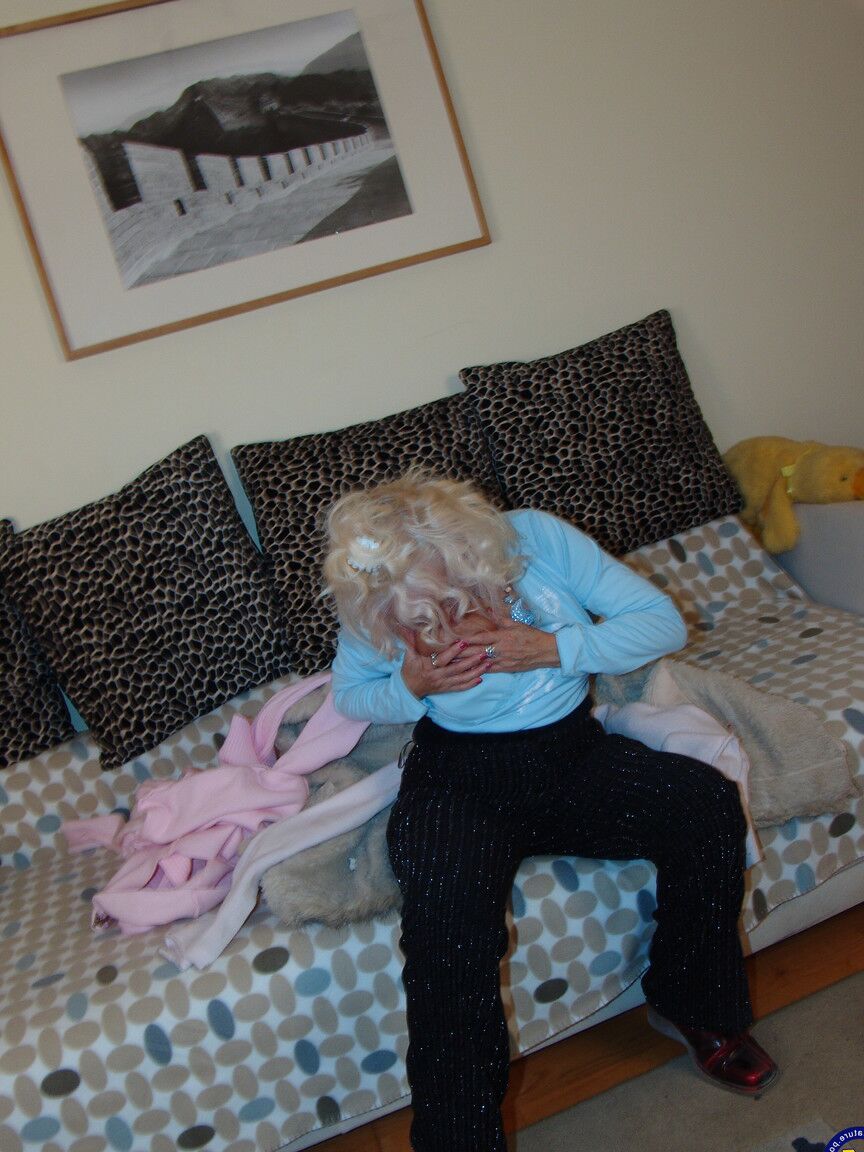 21P Granny MaireAnn masturbates, takes a piss in a bottle & pours it over her body