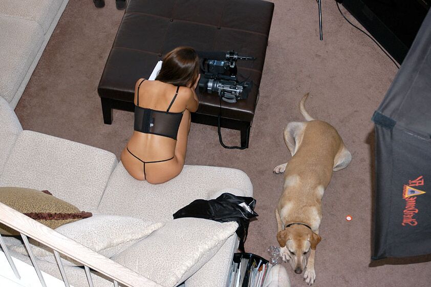 16P Wifey Kelly Madison y su chica Haley Paige muestran grandes tetas a un afortunado esposo