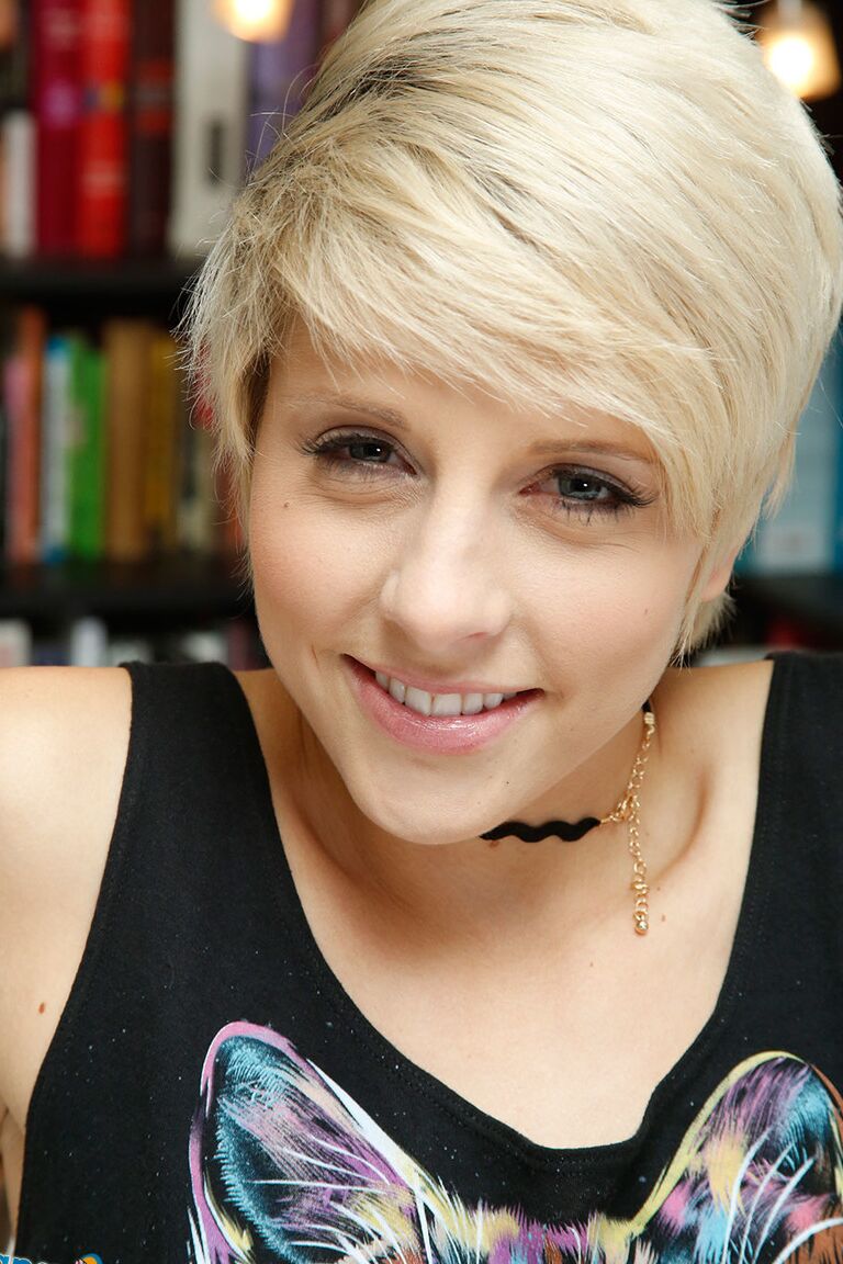 15P Short haired cutie in panties Makenna Blue worships a nice dick in POV