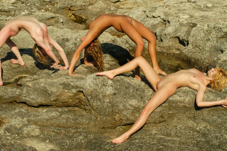 16P Teen lesbians Kozma O, Dorinda N and Agape B frolic naked in a tidal pool