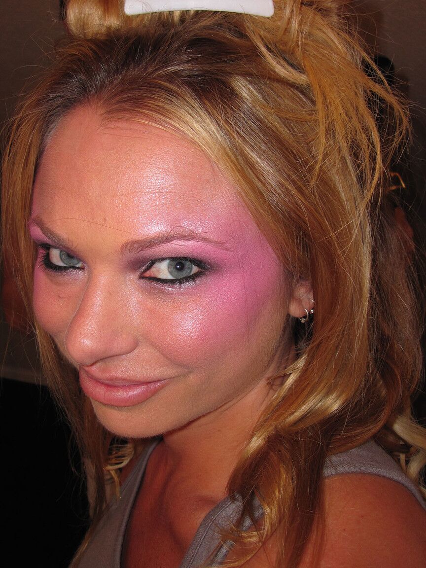 17P Estrellas porno de cara rosada Kelly Madison