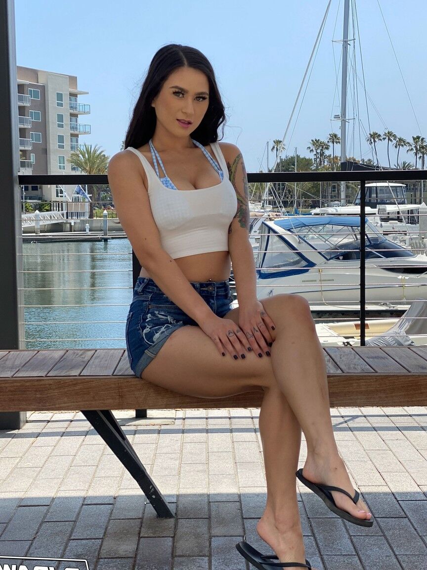 21P BJ Raw Jasmine Wilde
