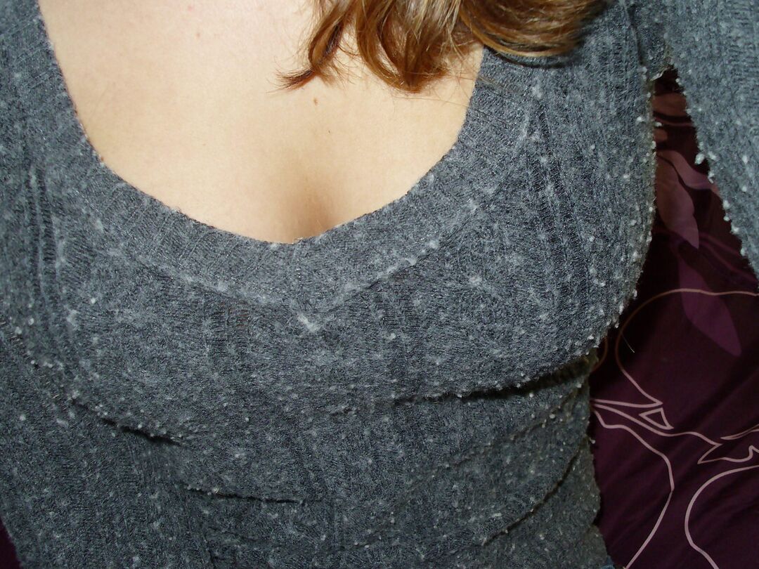 16P 巨乳素人リジーが鏡でおっぱいと戦利品のセルフショットを撮る