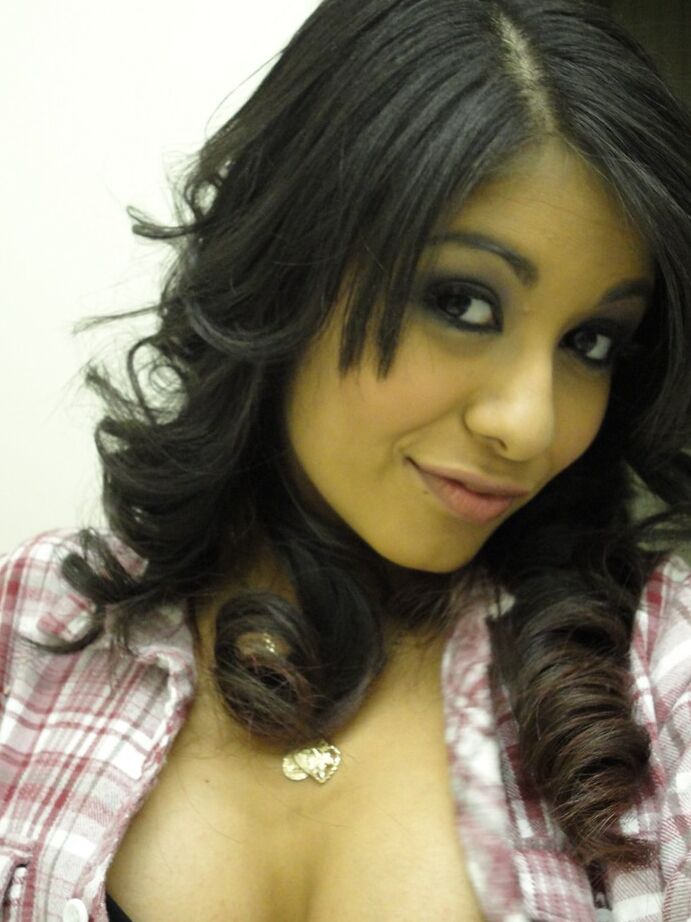 16P Brunette girlfriend type Ruby Reyes takes self shots on exposed boob in mirror