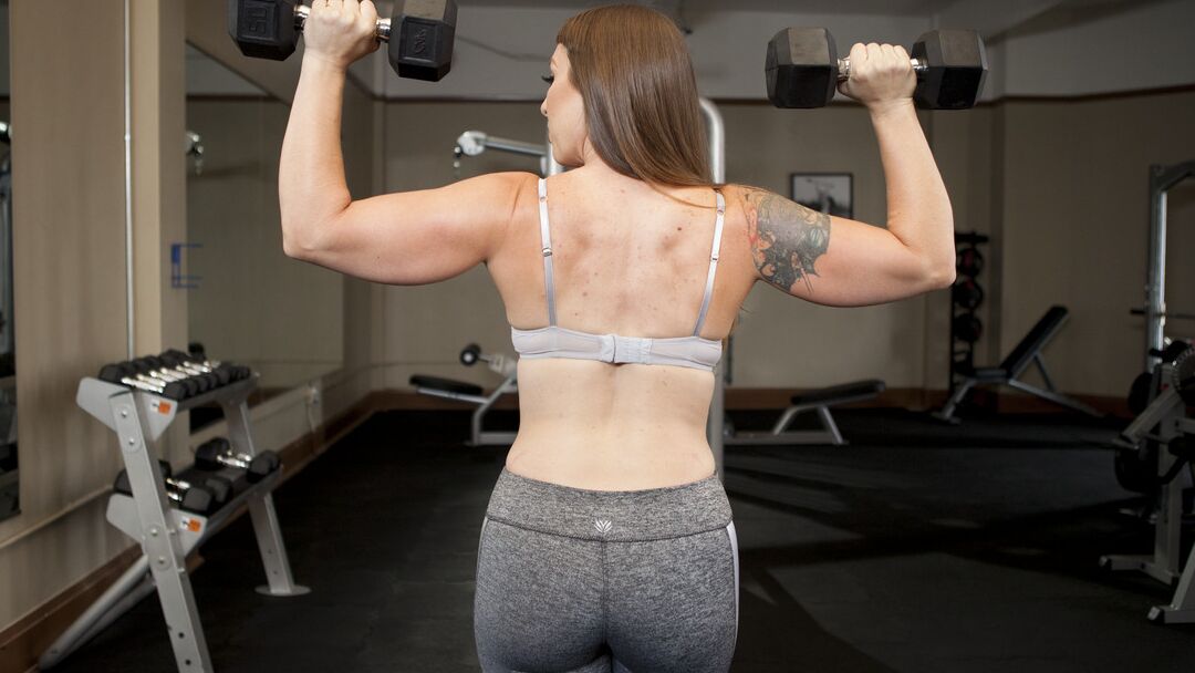 14P Sexy babes Audrey Noir and Mistress Kara show their curves in the gym