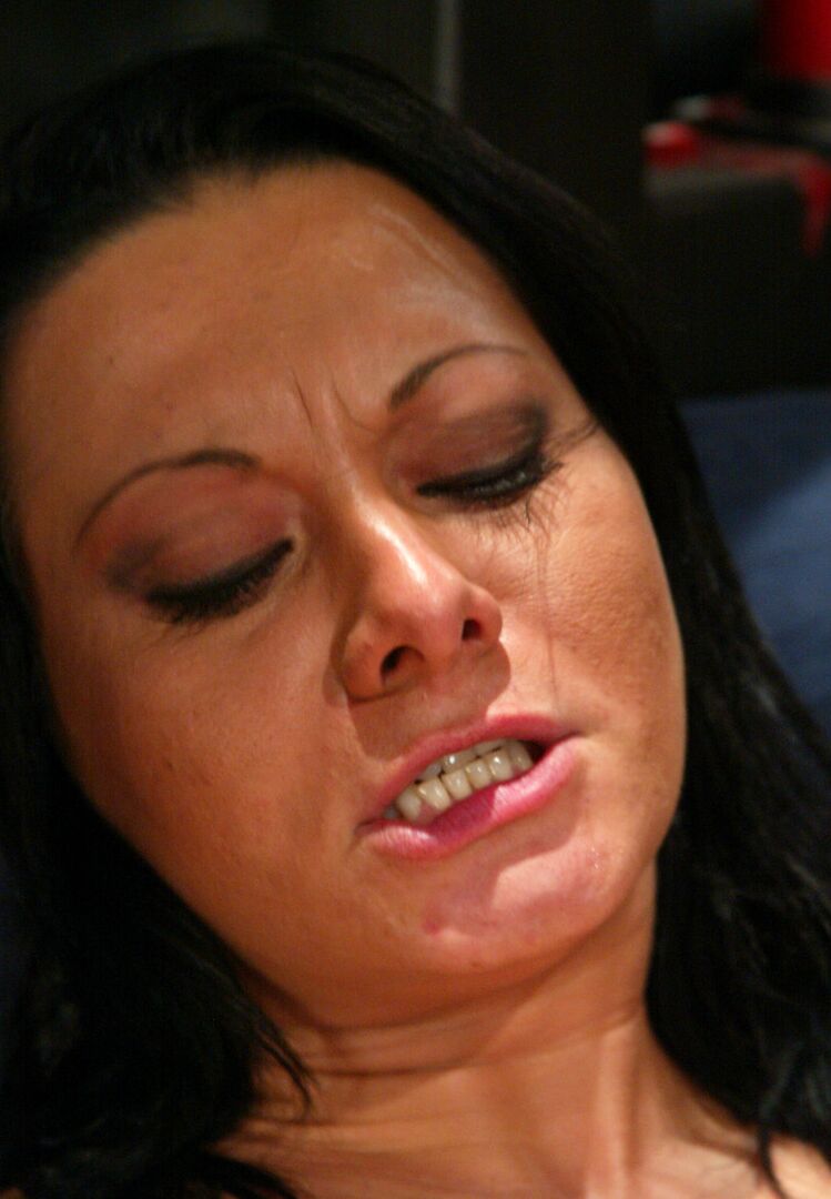 17P Dominant woman with wide hips Sandra Romain blows and jerks tied up man's cock