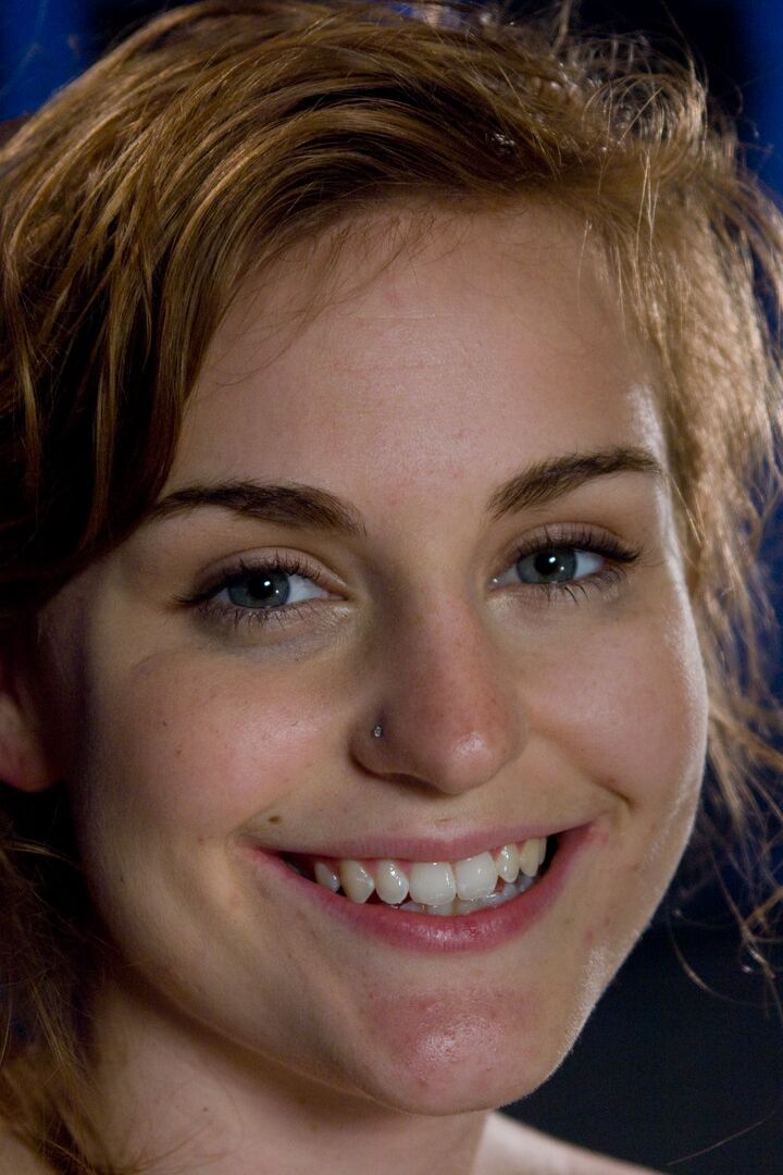 21P Coño cableado Payton Bell, Princesa Donna Dolore