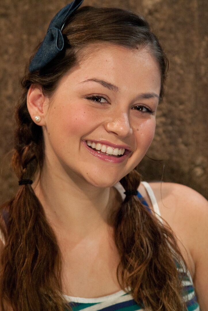 17P Young white girl Allie Haze stands helplessly on toes in rope bindings