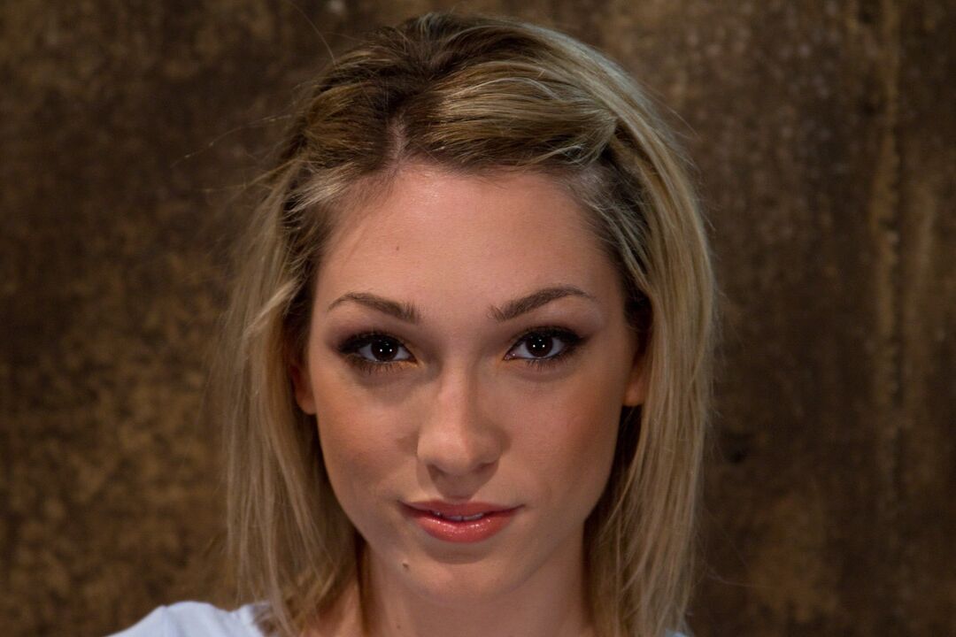 21P Sweet babe with small tits Lily LaBeau gets her nips clamped & her twat toyed