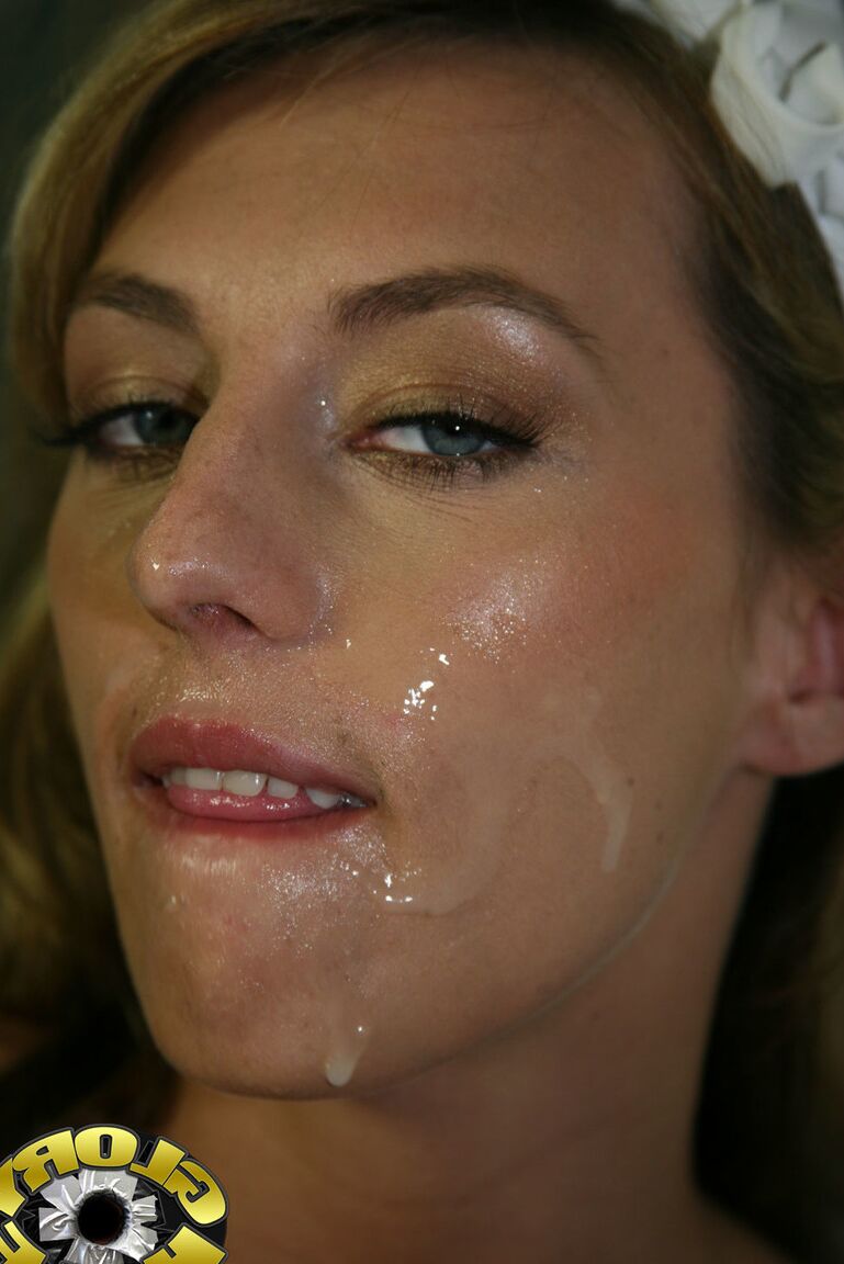 21P Big assed blonde Lexxxi Lowe bends over and blows BBC through a gloryhole