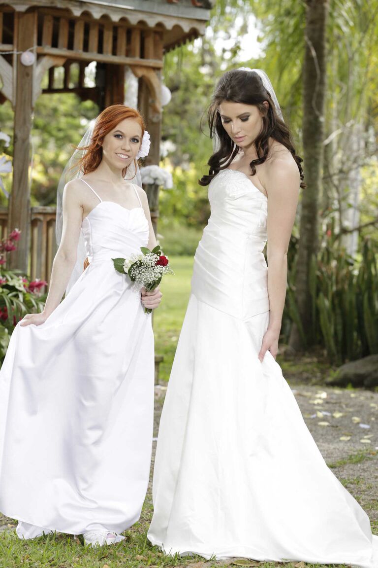 21P Couple de lesbiennes Kymberlee Anne