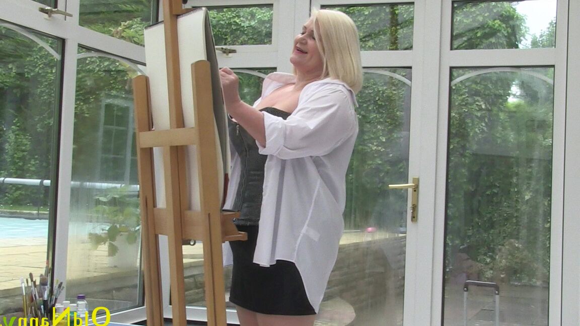 21P Artista vovó Lacey Starr
