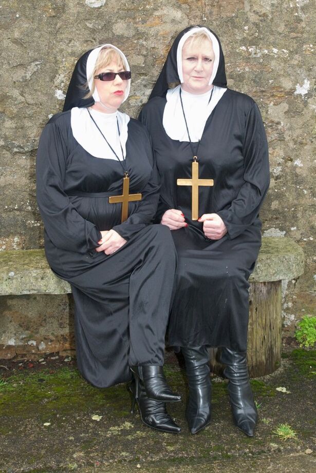 20P Naughty nun Speedy Bee and a Sister have a threesome with the Friar