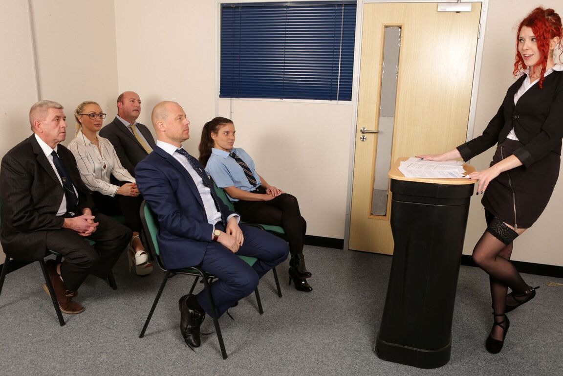 21P Slutty secretaries turn a public presentation session into a hot CFNM session