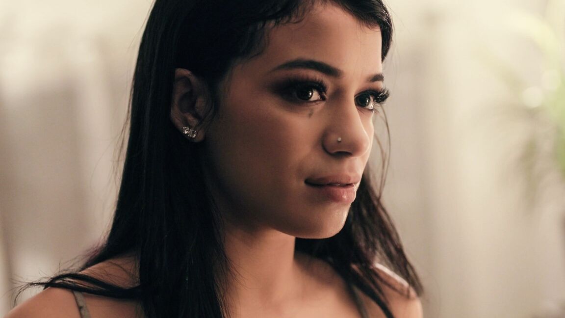 21P A adolescente americana Savannah Sixx seduz e trepa com o namorado da irmã
