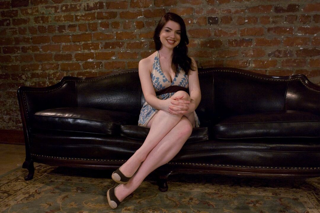16P Maitresse Madeline Marlowe ready to dominate over curvy brunette Nicotine