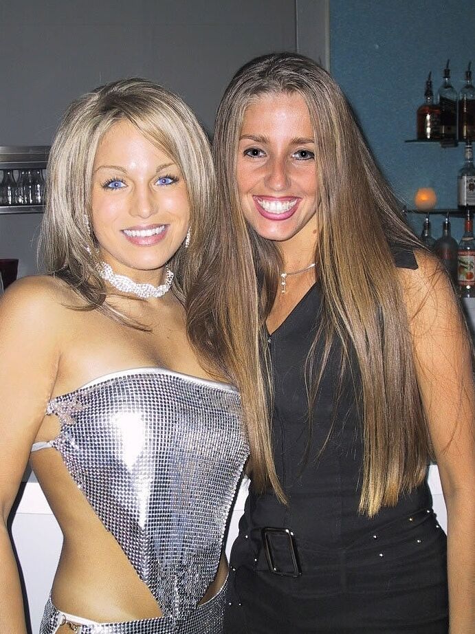 20P Freaky MILF Lori Anderson