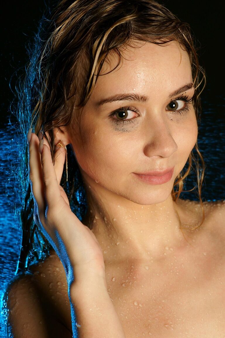 21P Diosa Desnuda Efgenia