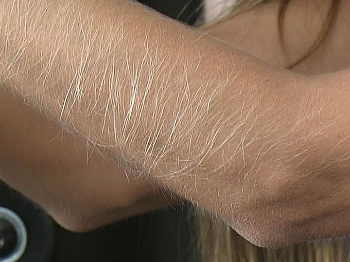 21P Sweet American MILF Lori Anderson exercises and flaunts her hairy body