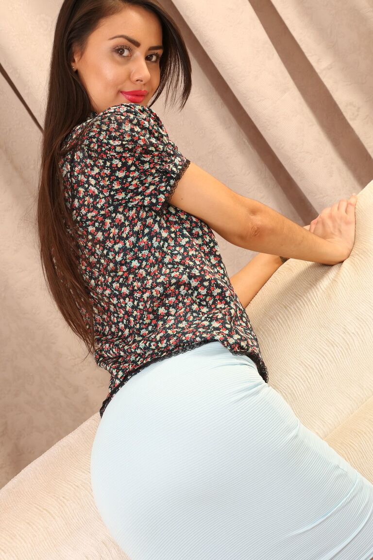 21P Beautiful red-lipped Maria Smith bares tiny tits & teases with hot petite ass