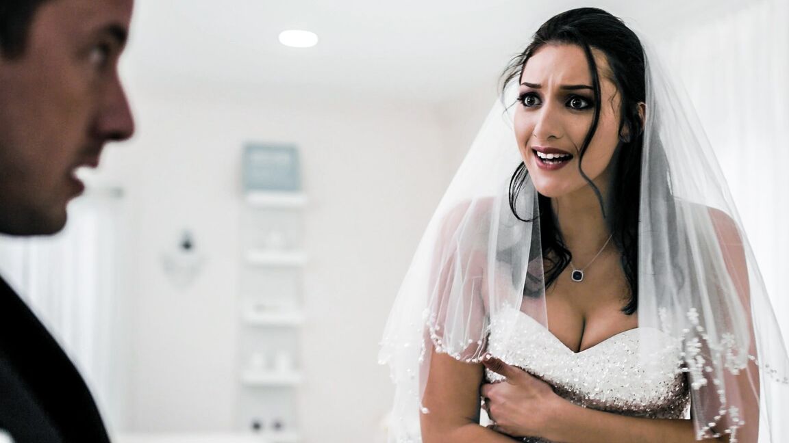 20P La novia adolescente Bella Rolland es follada por el hermano del novio el día de su boda