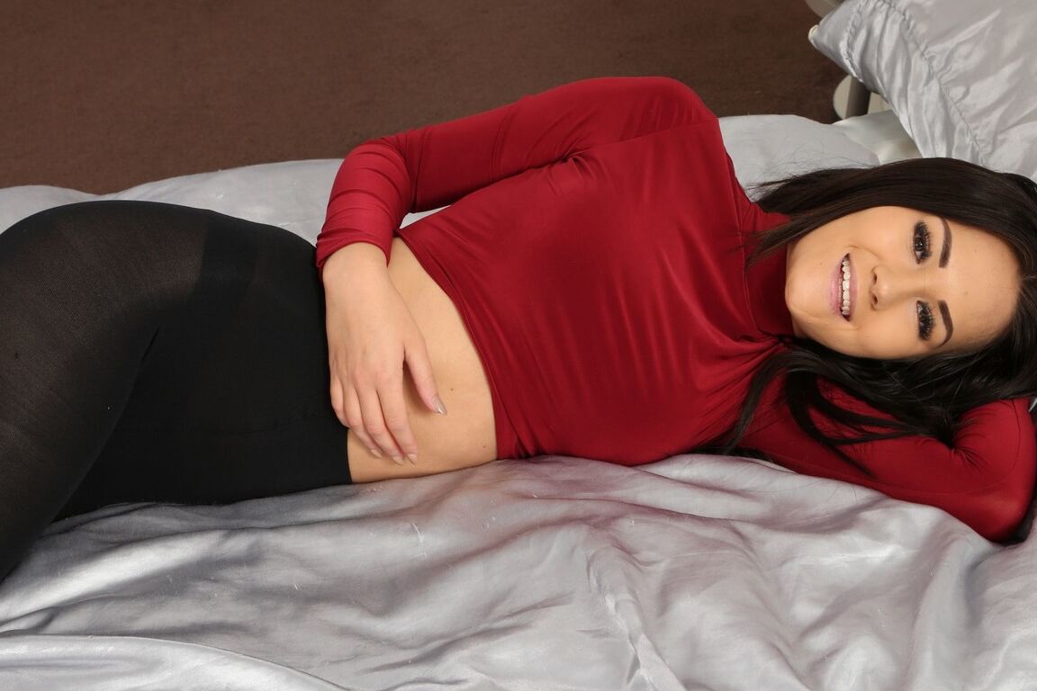 21P Adorable teen Daisy Rose strips her jeans and reveals nice boobs in nylons