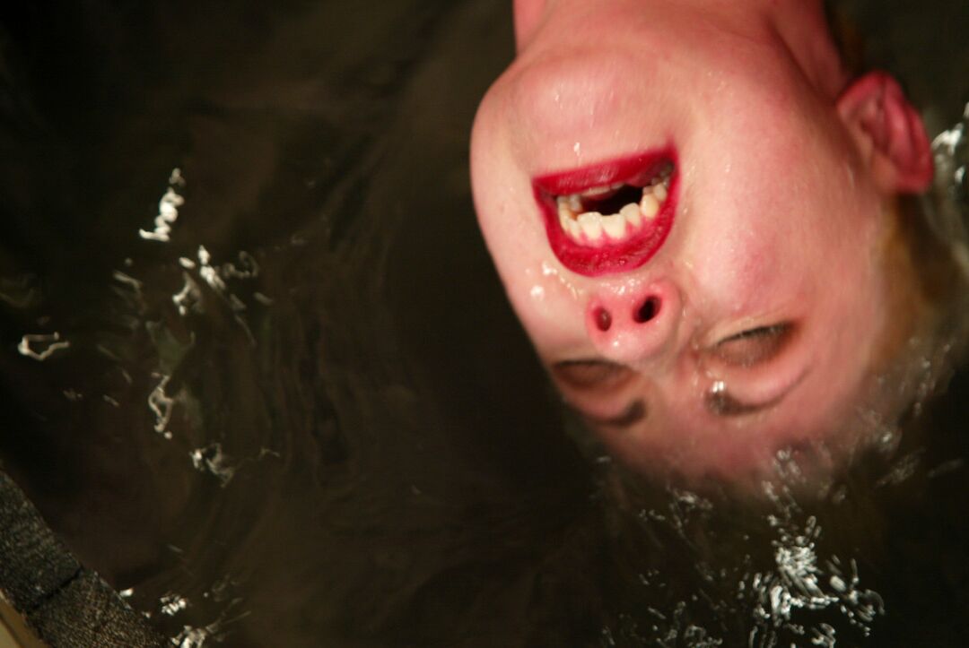 21P Water Bondage Lorelei Lee