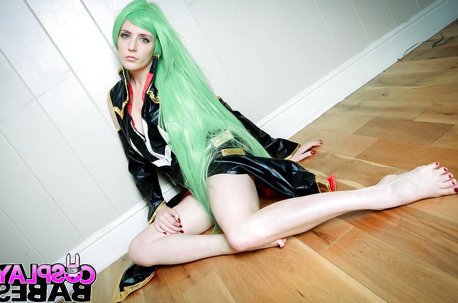 Galerie de photos de cosplay 16P mettant en vedette Samantha Bentley, une fétichiste européenne.
