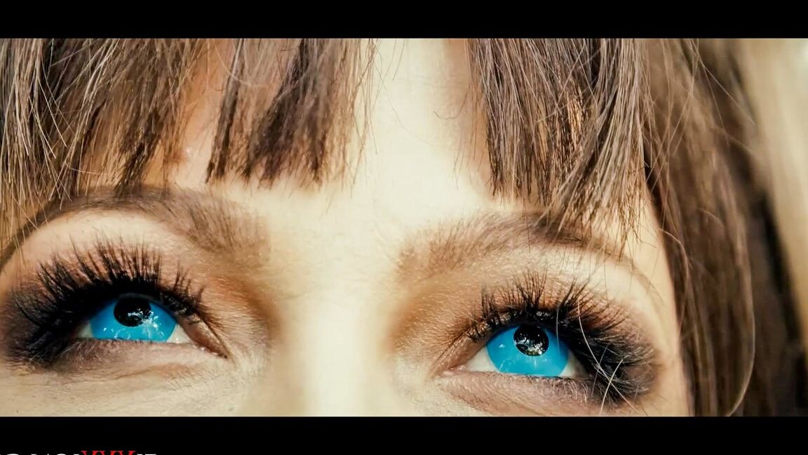 21P Fixxxion Lady Dee、ドミノ