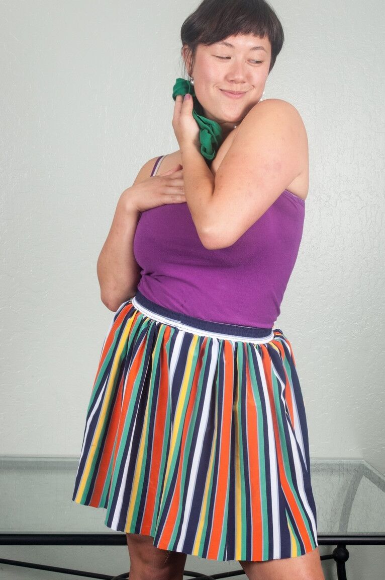 18P Brazen MILF Sarah Rose entices with her chubby curves & bushy meaty lips