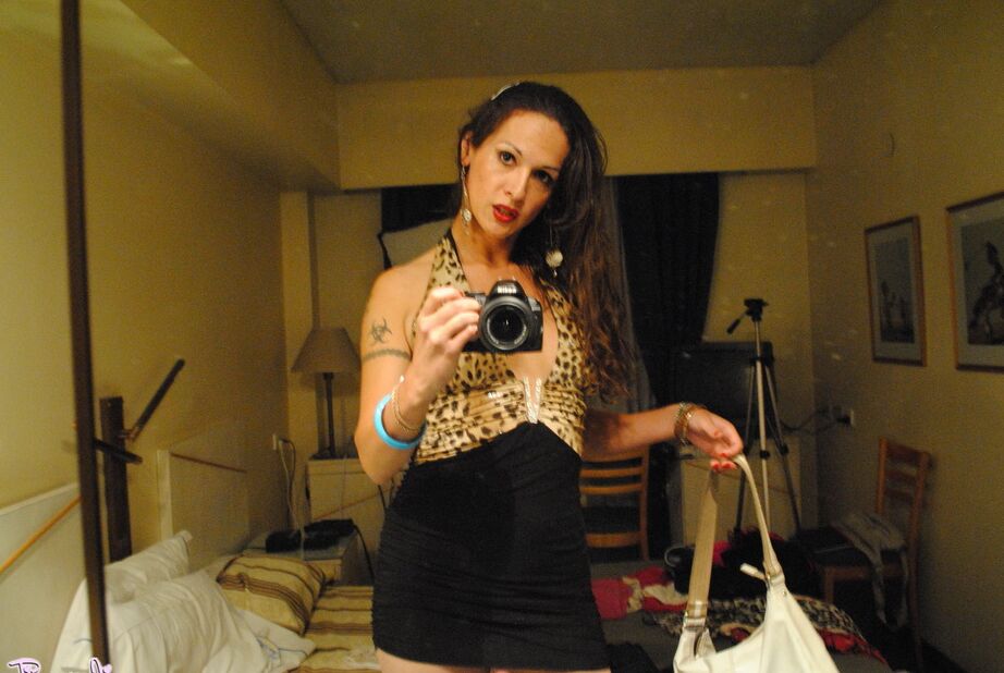 12P Latina Transexual TS Nicole habitación de hotel