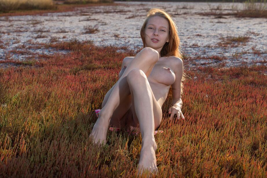 16P Natural redhead Olivia I gets completely naked on marshy ground