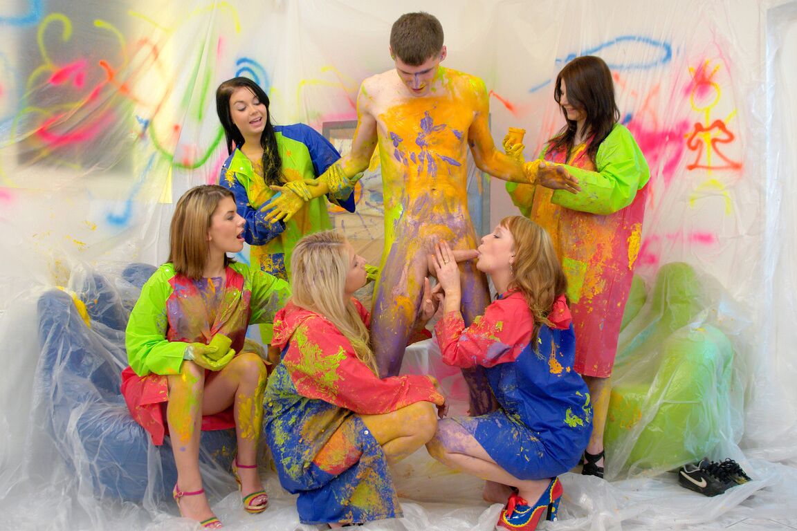 15P Young girls engage in a reverse gangbang while playing with body paint
