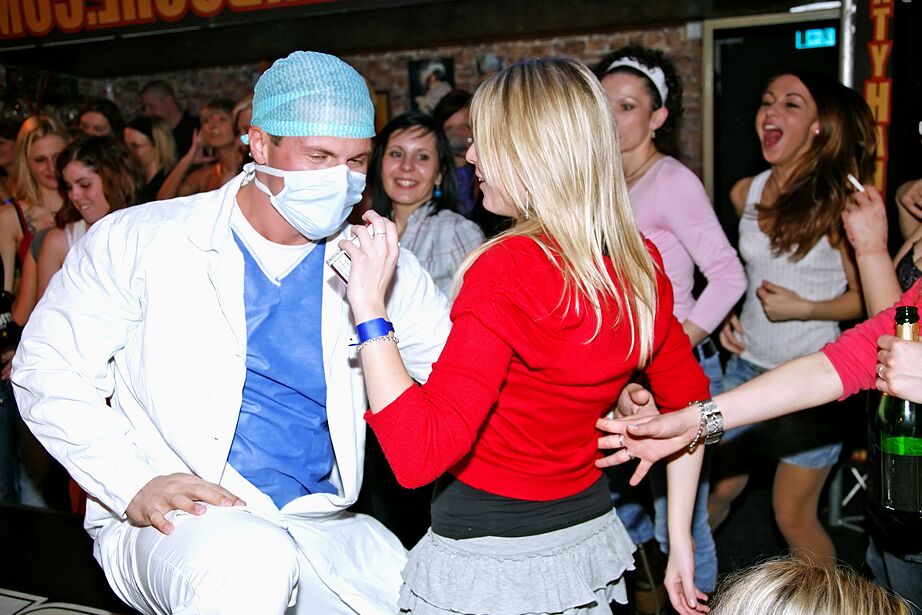 15P Club going chicks have sexual relations with males strippers after imbibing