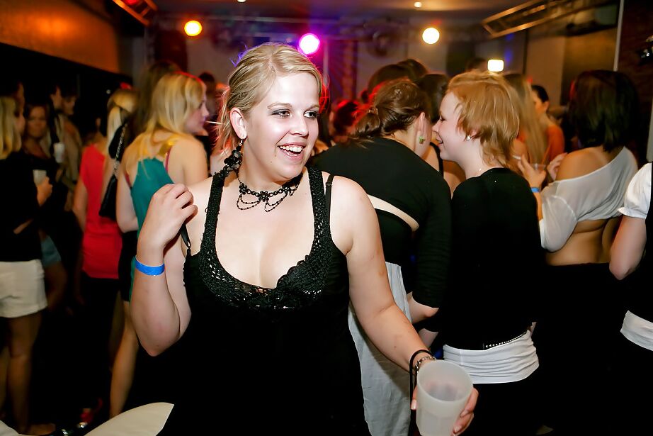 16P Lecherous amateurs going wild at the party with studly male strippers