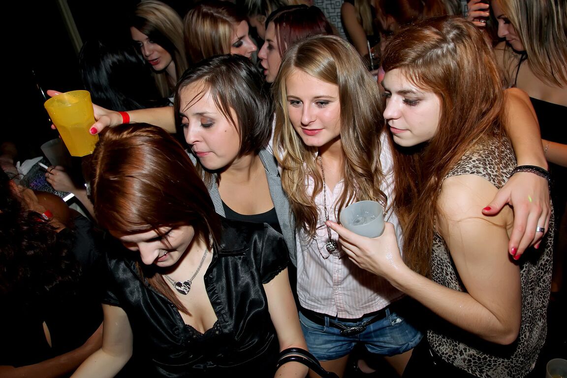 15P Party girls get loose with male strippers after imbibing in alcohol